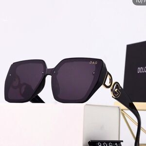 Woman Black Sunglasses